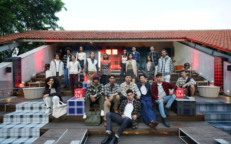 Bergaya Timeless dan Chic dengan Uniqlo Flannel