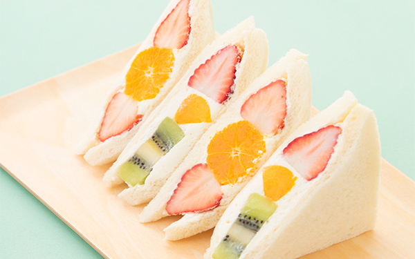 Ala Jepang! Fruit Sando, Sandwich Isi Buah Dingin