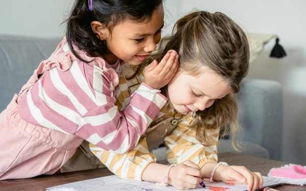 6 Tips Agar Anak Lebih Percaya Diri, Nomor 2 Paling Penting