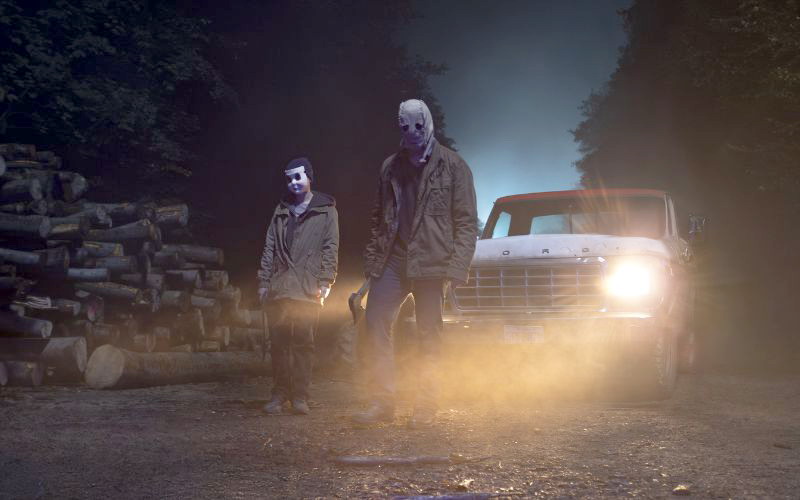 The Strangers: Chapter 1, Mencari Alasan Teror Trio Bertopeng 