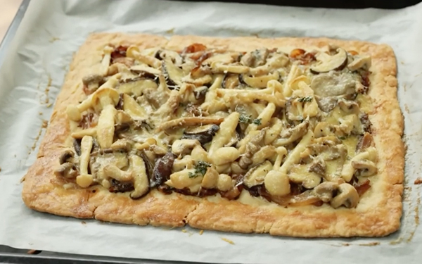 Mushroom Tart ala Devina Hermawan, Harum Banget Saat Fresh From the Oven!