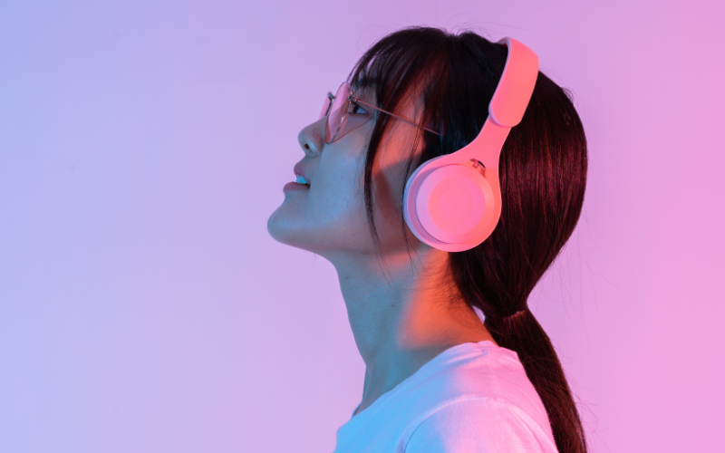 7 Lagu Ini Bisa Mewakili Hati Kita Saat Ini, Nomor 1 dan 3 Sering Banget Diputar