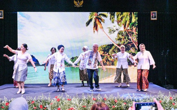 Ajak Orang Tua Tetap Berdaya di Usia Lanjut