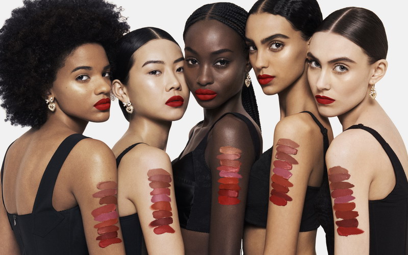Kebebasan Berekspresi Tampil Cantik dengan Makeup dari Dolce&Gabbana Beauty