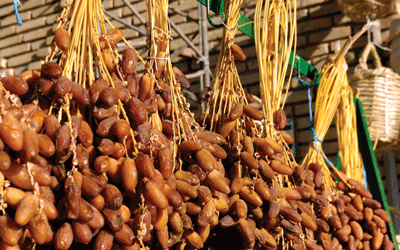 Tip Memilih dan Menyimpan Kurma
