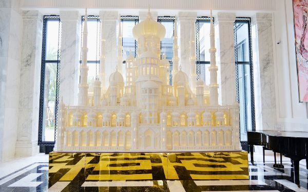 Megah, Instalasi Kue Masjid di The Langham Jakarta