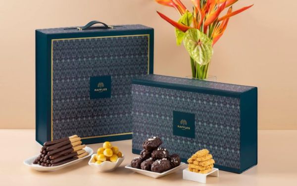 Hamper Lebaran Raffles Hotel Jakarta Berbalut IKAT Indonesia, Opsi Antaran dengan Sentuhan Tradisi