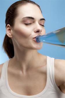 7 Tip Meredakan Perut Kembung