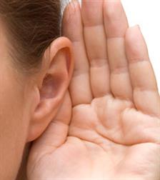 5 Tip Atasi Infeksi Lubang Anting Telinga