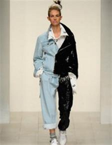 Oversized Clothes, Bigger is Better!
