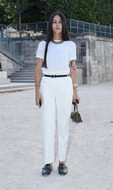 Parade Outfit Putih Street Styler Dunia