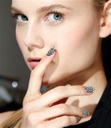 Inspirasi Nail Art Terbaru!
