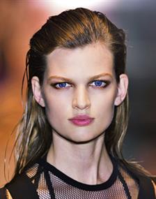 Step by Step Model Rambut Wet Look
