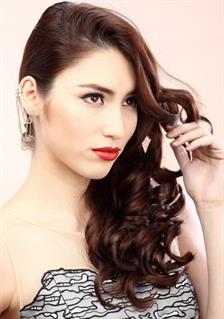 Tip Membuat Wavy Hair