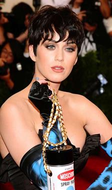 7 Transformasi Gaya Rambut Katy Perry