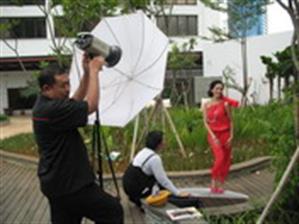 Pemotretan Cover Laudya Cynthia Bella