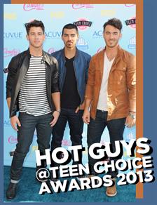 Guys Style at Teen Choice Awards 2013