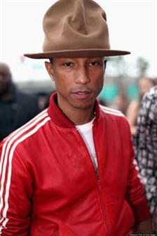 Pharell Williams Lelang Topi