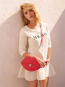 Ashley Benson Pamer Koleksi H&M Terbaru