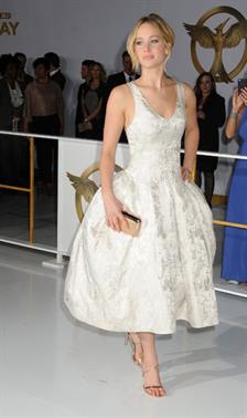 Gaya Karpet Merah Pemain Mockingjay