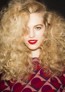 Hair Stylist Paling Ngetop di Runway