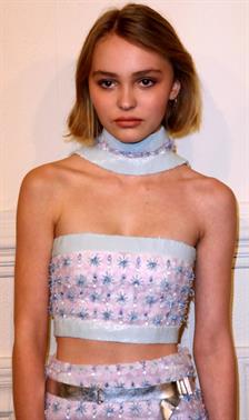 Lily-Rose Depp Calon Idola Baru