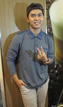 Cakra Khan Ikutan Tren Batu Akik