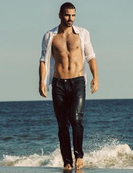 Kumpulan Foto Keren Nyle DiMarco, Pemenang ANTM 22