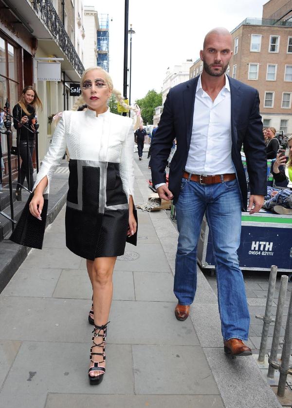 Bodyguard-bodyguard Hot Selebriti Hollywood