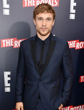 Ingat Peter di Film The Chronicles of Narnia? Dia Berubah Jadi Pangeran Seksi